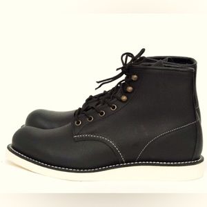 Red Wing 2951 Rover Heritage boot Plain Toe. Size 12D